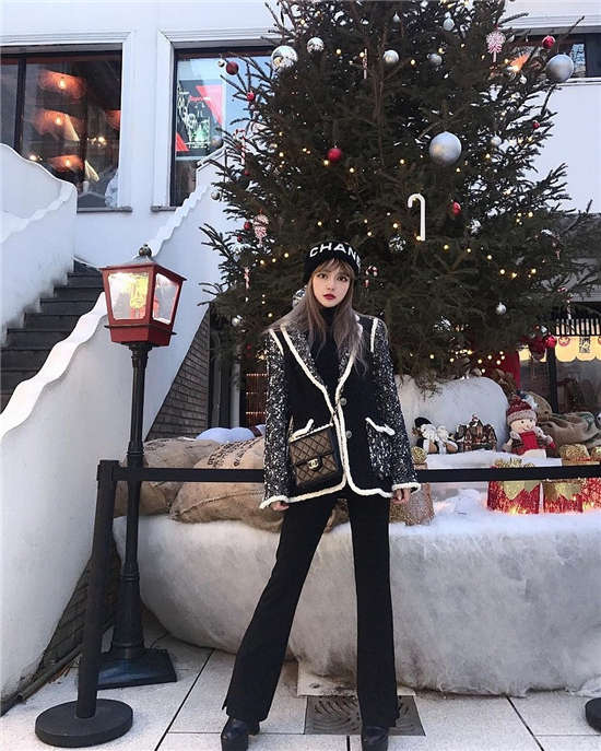 就喜欢那种整容了还大方承认的姑娘,周扬青够爽快! 就喜欢那种整容了还大方承认的姑娘,周扬青够爽快!