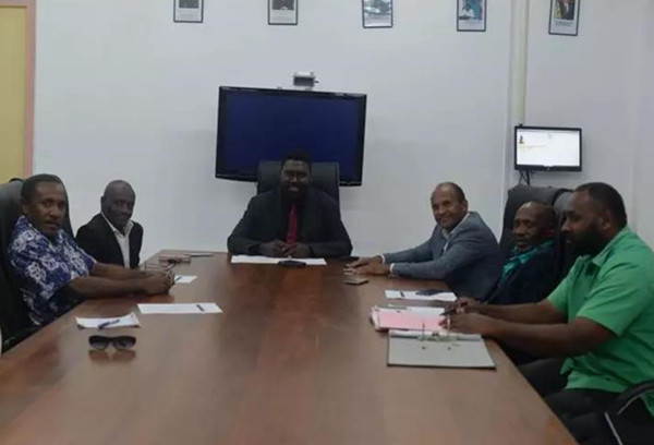 超过4000人办理瓦努阿图护照